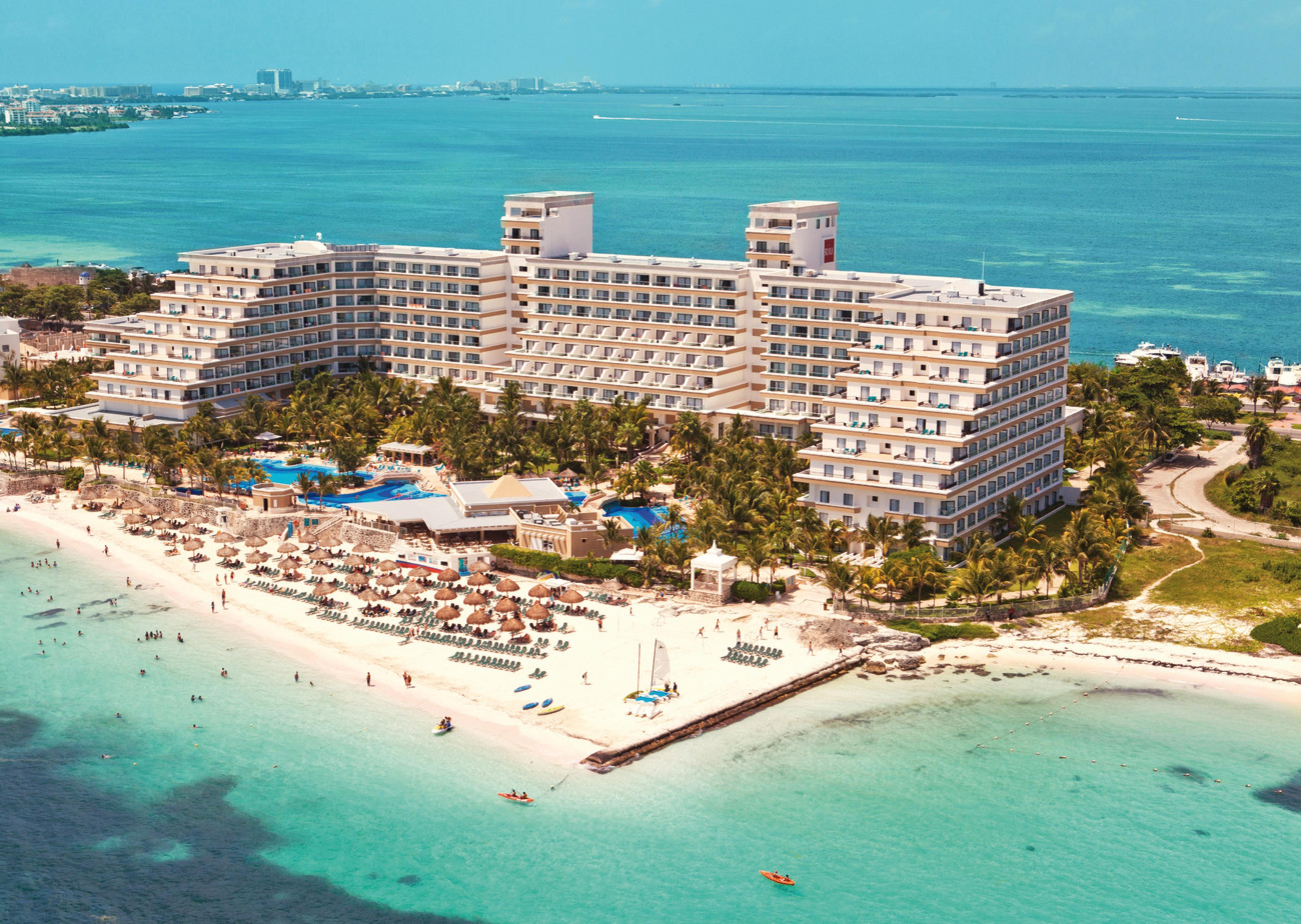 Riu Caribe Hotel Cancun Exterior photo