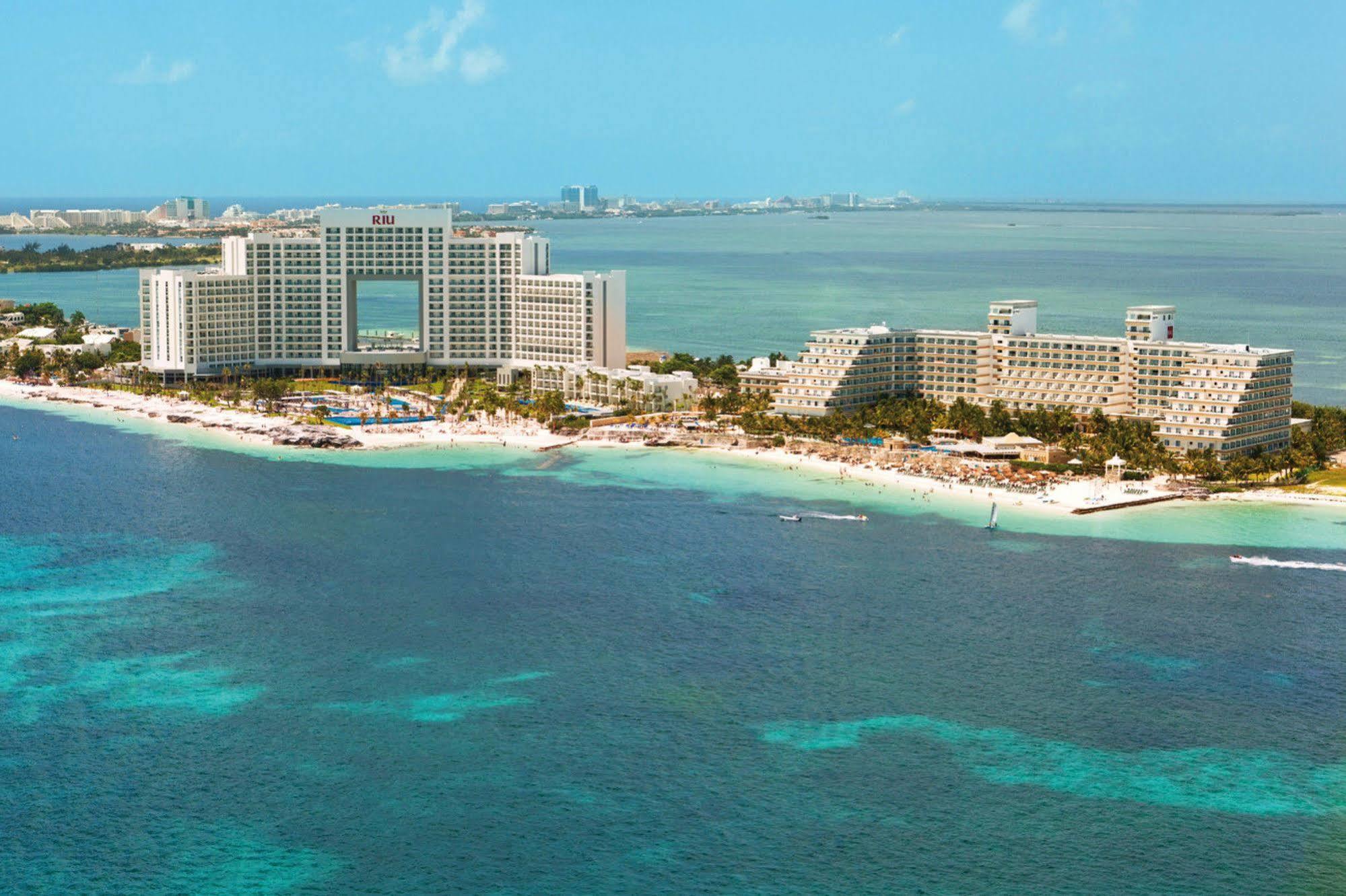 Riu Caribe Hotel Cancun Exterior photo